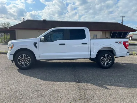 More photos of 2022 Ford F-150 XL at Ironton Automotive, OH