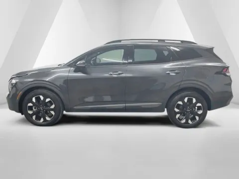 More photos of 2023 Kia Sportage X-Line at Ironton Automotive, OH