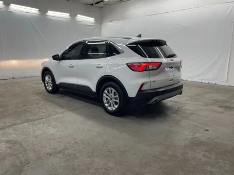 More photos of 2022 Ford Escape SE at Ironton Automotive, OH