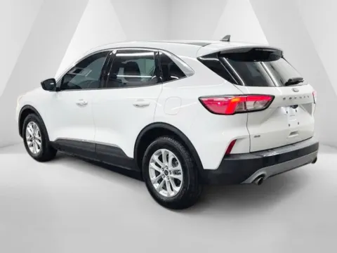More photos of 2022 Ford Escape SE at Ironton Automotive, OH