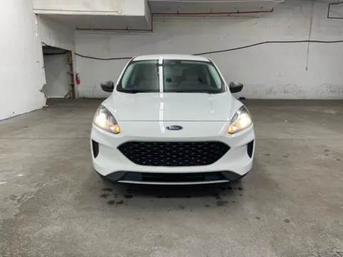 Photos of 2022 Ford Escape SE for sale in Ironton, OH at Ironton Automotive