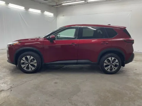 More photos of 2021 Nissan Rogue SV at Ironton Automotive, OH
