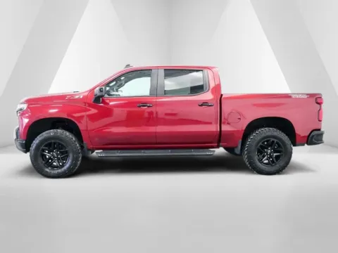 More photos of 2019 Chevrolet Silverado 1500 LT Trail Boss at Ironton Automotive, OH