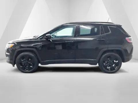 More photos of 2021 Jeep Compass Altitude at Ironton Automotive, OH