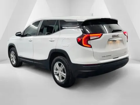 More photos of 2023 GMC Terrain SLE at Ironton Automotive, OH