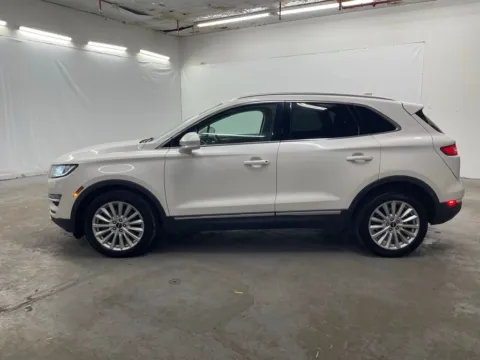 More photos of 2019 Lincoln MKC Standard at Ironton Automotive, OH