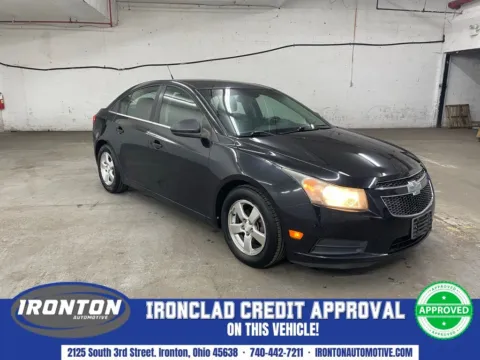 Black 2012 Chevrolet Cruze 1LT for sale in Ironton, OH