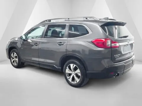More photos of 2022 Subaru Ascent Premium at Ironton Automotive, OH