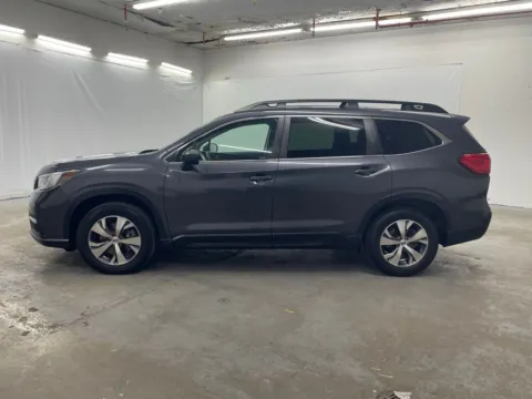 More photos of 2022 Subaru Ascent Premium at Ironton Automotive, OH