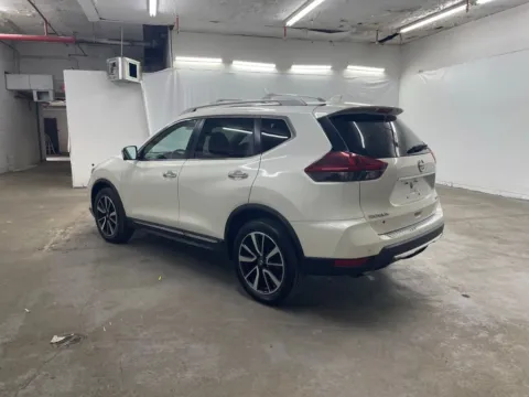 More photos of 2019 Nissan Rogue SL at Ironton Automotive, OH