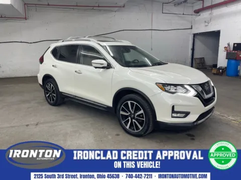 White 2019 Nissan Rogue SL for sale in Ironton, OH