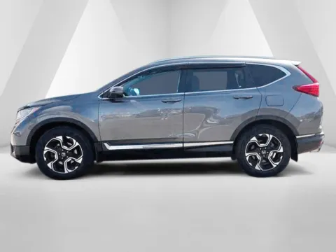 More photos of 2019 Honda CR-V Touring at Ironton Automotive, OH
