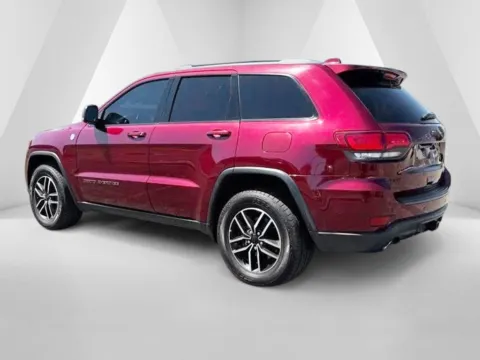 More photos of 2020 Jeep Grand Cherokee Trailhawk at Ironton Automotive, OH