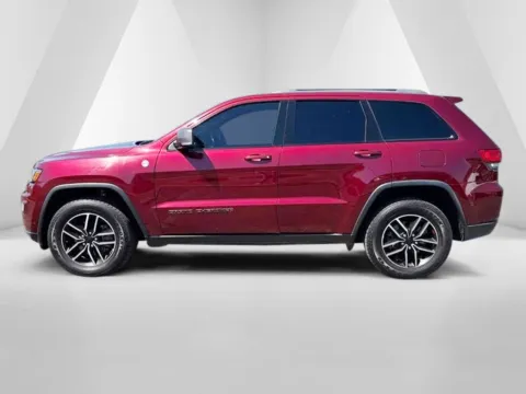 More photos of 2020 Jeep Grand Cherokee Trailhawk at Ironton Automotive, OH