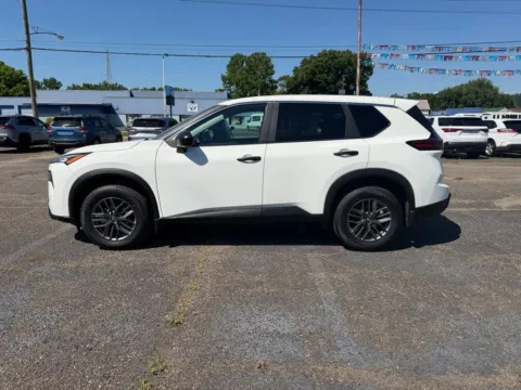 More photos of 2024 Nissan Rogue S at Ironton Automotive, OH