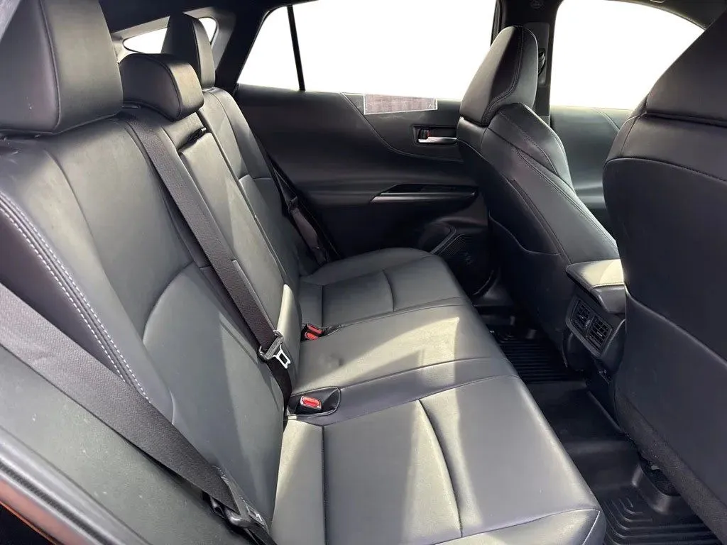 2022 Toyota Venza XLE - Photo 30