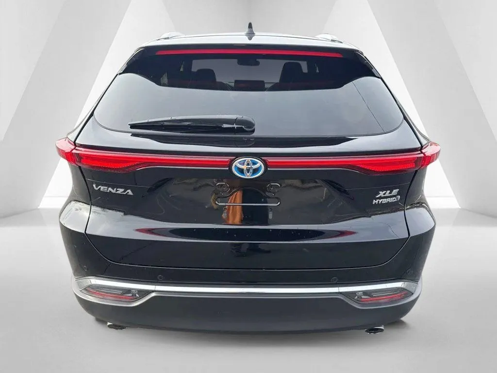 2022 Toyota Venza XLE - Photo 6