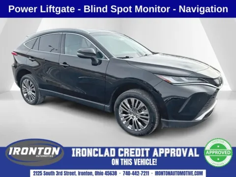 Black 2022 Toyota Venza XLE for sale in Ironton, OH