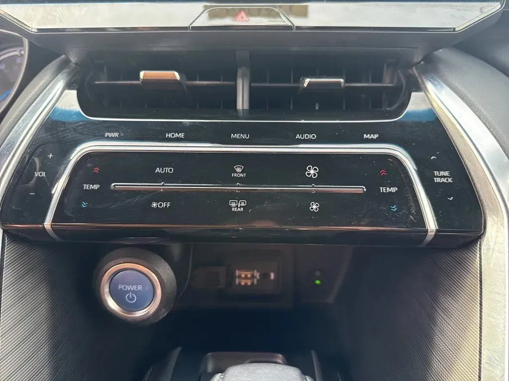 2022 Toyota Venza XLE - Photo 23