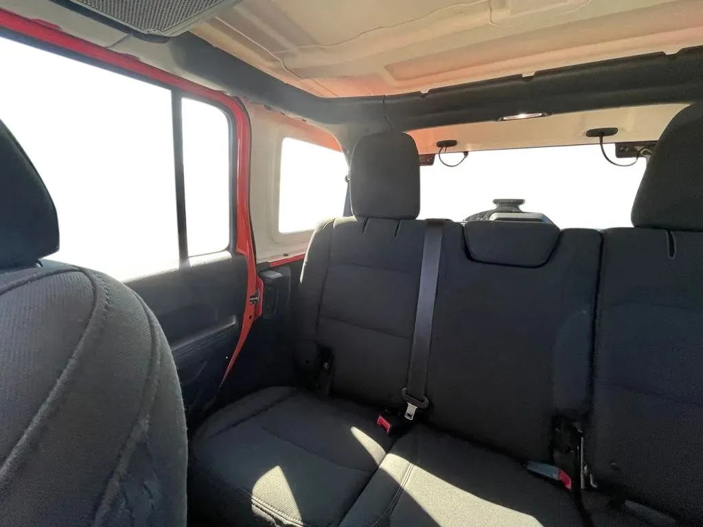 2018 Jeep All-New Wrangler Unlimited Sahara - Photo 33