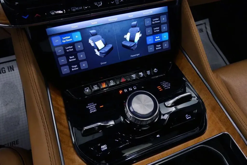 2022 Jeep Grand Wagoneer Series III - Photo 33