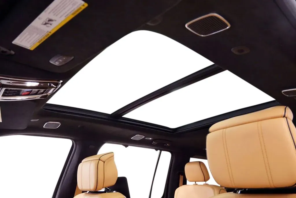 2022 Jeep Grand Wagoneer Series III - Photo 41