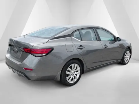 More photos of 2020 Nissan Sentra S at Ironton Automotive, OH