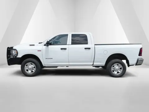 More photos of 2021 Ram 2500 Tradesman at Ironton Automotive, OH