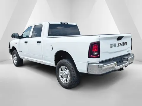 More photos of 2021 Ram 2500 Tradesman at Ironton Automotive, OH
