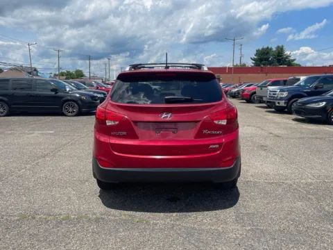 More photos of 2013 Hyundai Tucson GLS at Ironton Automotive, OH