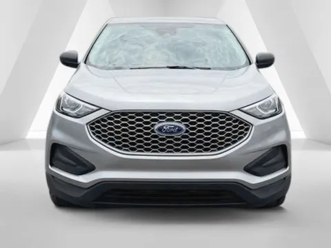 Photos of 2024 Ford Edge SE for sale in Ironton, OH at Ironton Automotive