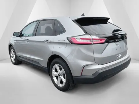 More photos of 2024 Ford Edge SE at Ironton Automotive, OH