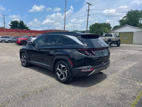 More photos of 2024 Hyundai Tucson Limited at Ironton Automotive, OH