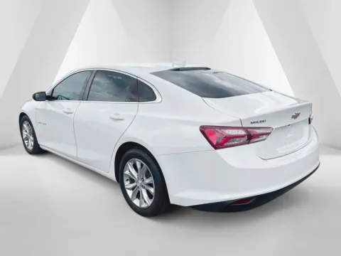 More photos of 2020 Chevrolet Malibu LT at Ironton Automotive, OH