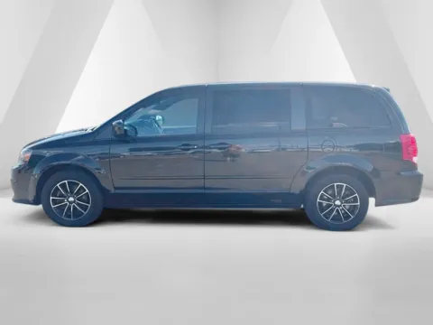 More photos of 2016 Dodge Grand Caravan SE Plus at Ironton Automotive, OH