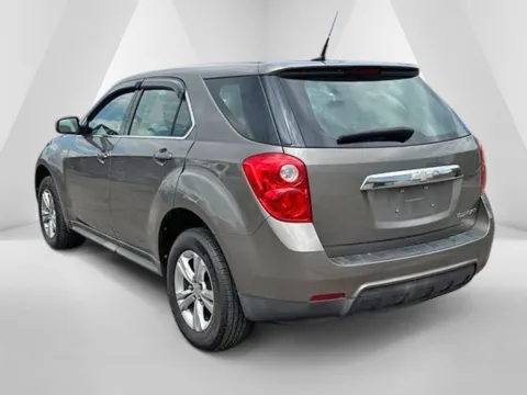 More photos of 2010 Chevrolet Equinox LS at Ironton Automotive, OH