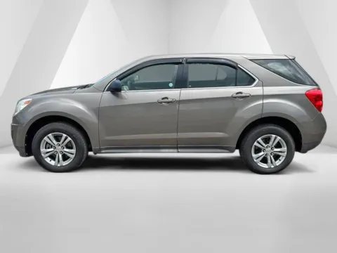 More photos of 2010 Chevrolet Equinox LS at Ironton Automotive, OH