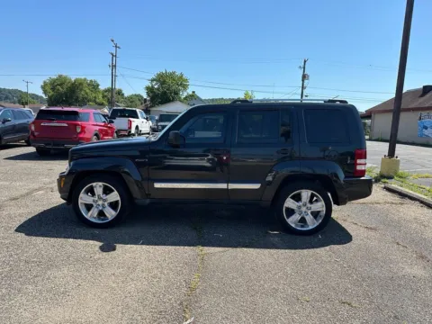 More photos of 2012 Jeep Liberty Limited Jet Edition at Ironton Automotive, OH