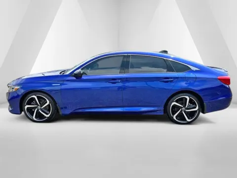 More photos of 2022 Honda Accord Hybrid Sport at Ironton Automotive, OH