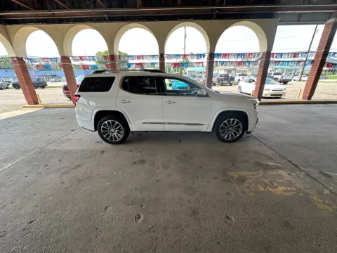 More photos of 2023 GMC Acadia Denali at Ironton Automotive, OH