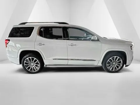 More photos of 2023 GMC Acadia Denali at Ironton Automotive, OH