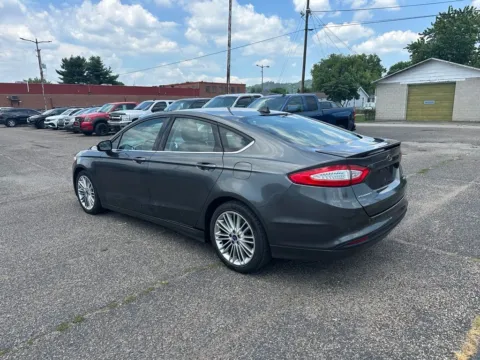 More photos of 2016 Ford Fusion SE at Ironton Automotive, OH
