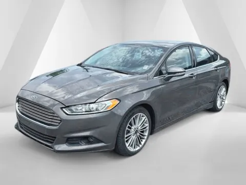Another view of 2016 Ford Fusion SE for sale in Ironton, OH at Ironton Automotive