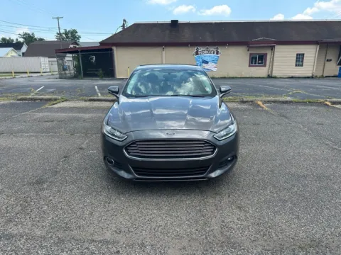 Photos of 2016 Ford Fusion SE for sale in Ironton, OH at Ironton Automotive
