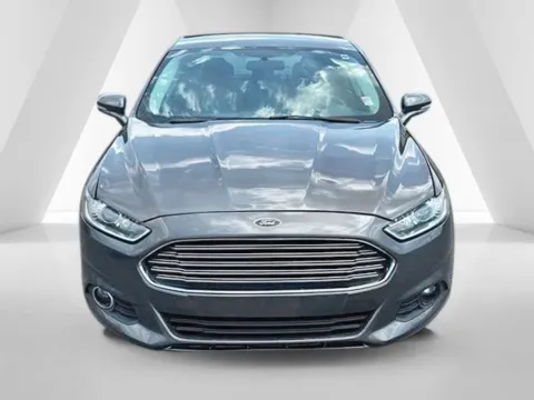 Photos of 2016 Ford Fusion SE for sale in Ironton, OH at Ironton Automotive