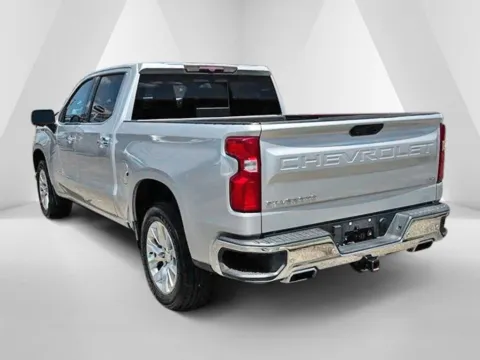 More photos of 2020 Chevrolet Silverado 1500 LTZ at Ironton Automotive, OH