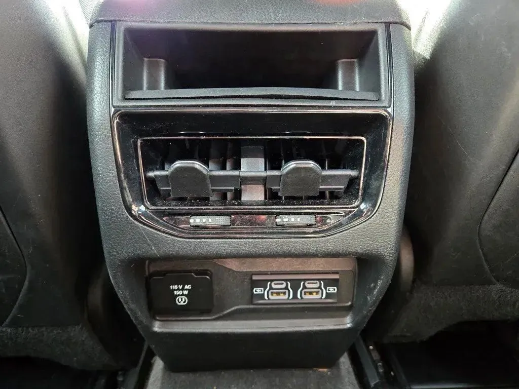 2022 Jeep Grand Cherokee Altitude - Photo 26