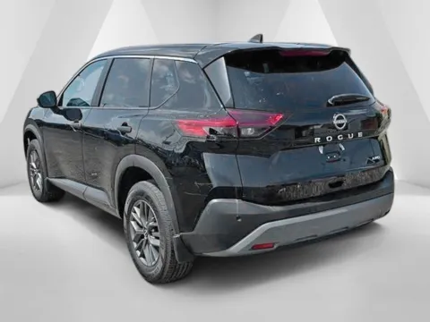 More photos of 2023 Nissan Rogue S at Ironton Automotive, OH