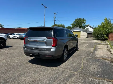 More photos of 2022 GMC Yukon XL SLE at Ironton Automotive, OH