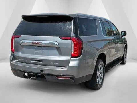 More photos of 2022 GMC Yukon XL SLE at Ironton Automotive, OH